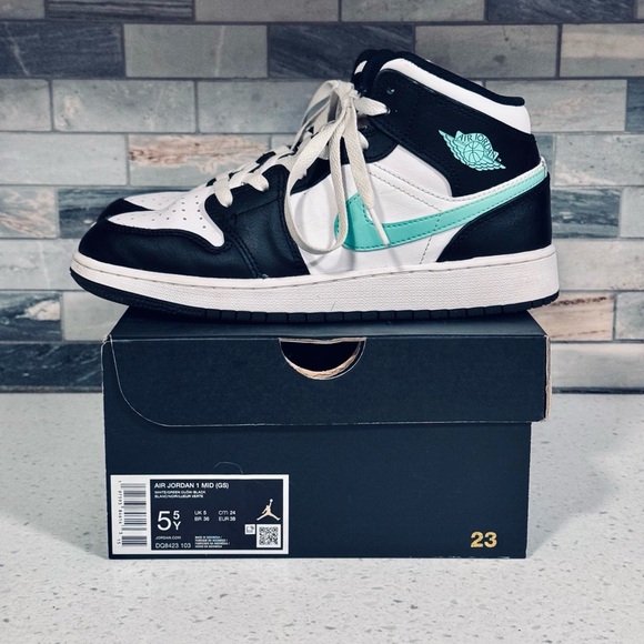 Nike Air Jordan Mid Big Kids' Shoes Size